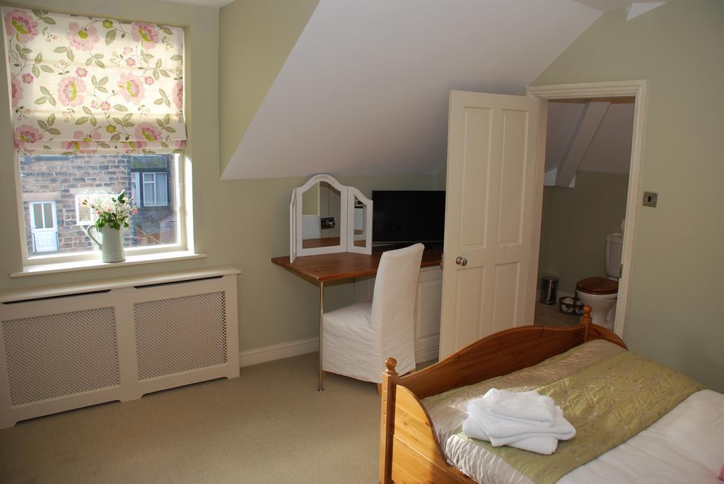Springdale Guest House Harrogate Oda fotoğraf
